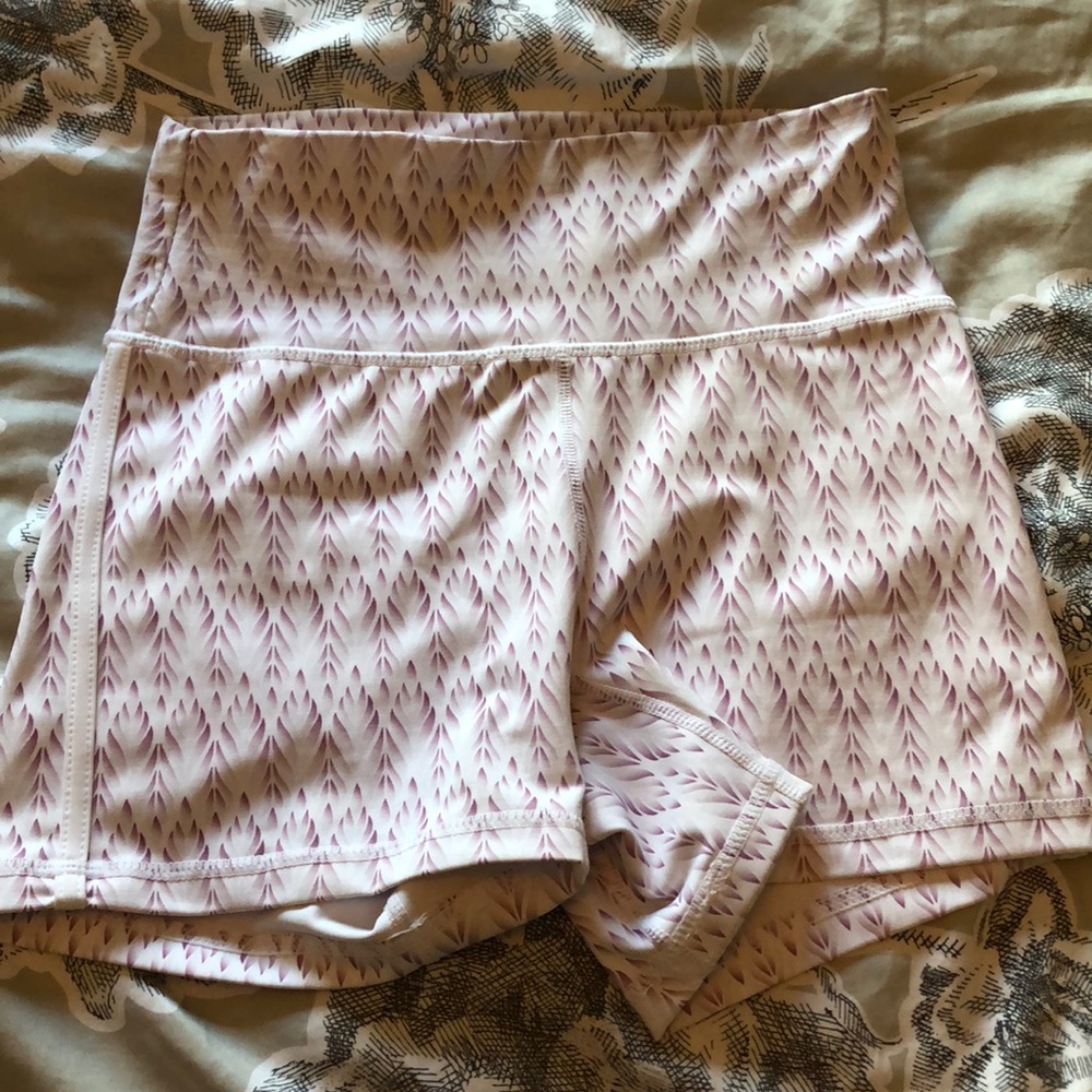 Buffbunny Oasis Print Shorts